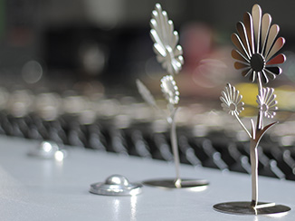 得马展会现场雕刻样品