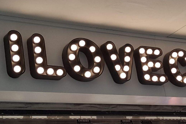 穿孔超级发光字 穿孔超级发光字