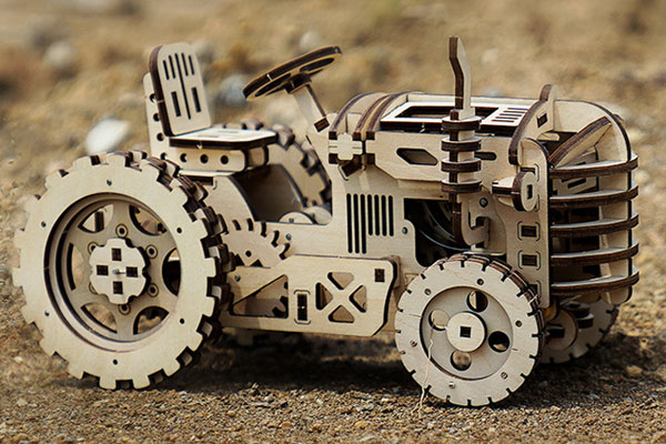 广告雕刻机切割的木质组合模型 广告雕刻机切割的木质组合模型