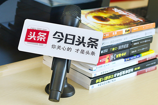 广告雕刻机加工台标盒 广告雕刻机加工台标盒