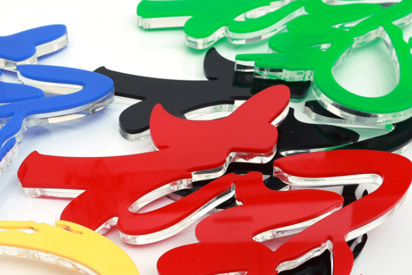 广告雕刻机加工水晶字 广告雕刻机加工水晶字