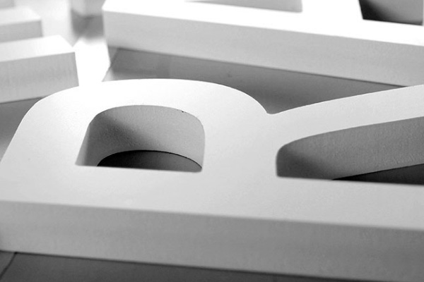 广告雕刻机加工的PVC字 广告雕刻机加工的PVC字