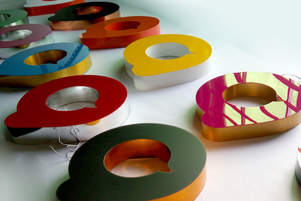 广告雕刻机加工的字 广告雕刻机加工的字