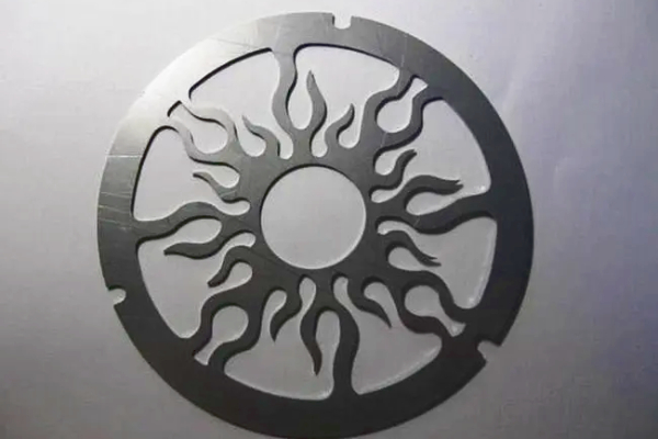 光纤激光切割机切割的金属 光纤激光切割机切割的金属