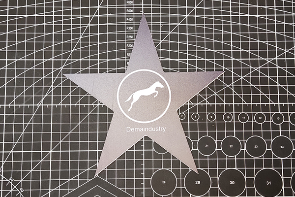 广告雕刻机切割的pvc板 广告雕刻机切割的pvc板