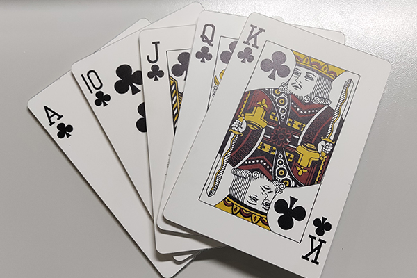 得马-Z3高速巡边雕刻机切割的pvc板扑克牌 得马-Z3高速巡边雕刻机切割的pvc板扑克牌