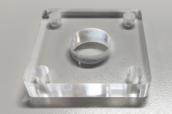 得马Z3-高速巡边雕刻机加工的亚克力高光效果 得马Z3-高速巡边雕刻机加工的亚克力高光效果