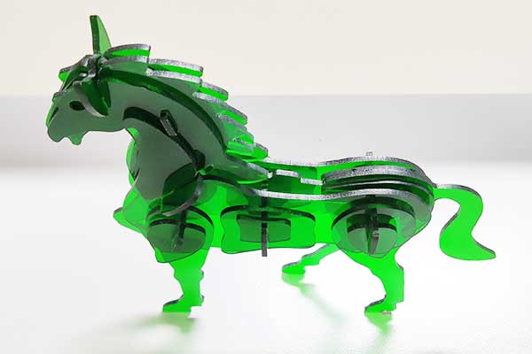 得马Z3高速巡边雕刻机切割的亚克力 得马Z3高速巡边雕刻机切割的亚克力