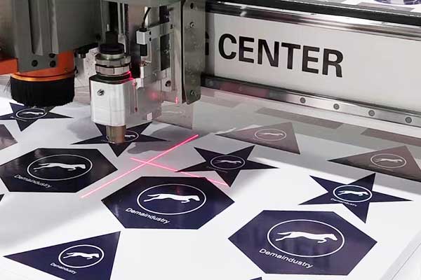 得马Z3高速巡边雕刻机 得马Z3高速巡边雕刻机