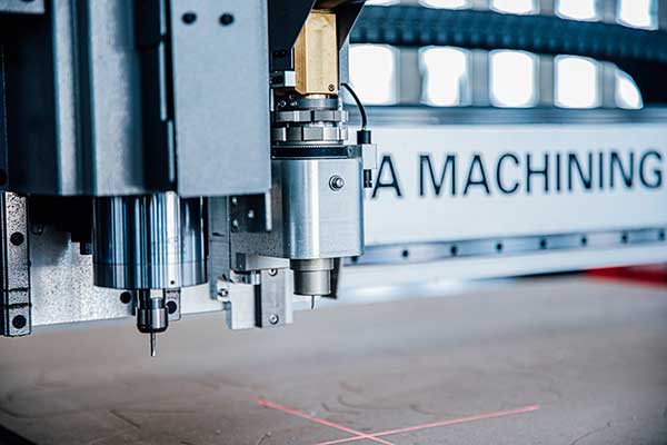 得马Z3高速巡边雕刻机展示 得马Z3高速巡边雕刻机展示