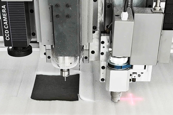 得马Z3高速巡边雕刻机裁切珍珠棉 得马Z3高速巡边雕刻机裁切珍珠棉