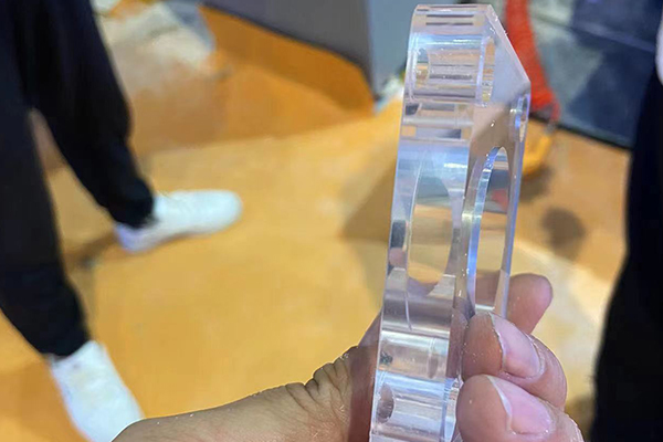 得马Z3高速巡边雕刻机加工亚克力 得马Z3高速巡边雕刻机加工亚克力