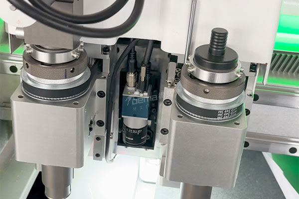 得马F11高速巡边异形裁切机 得马F11高速巡边异形裁切机